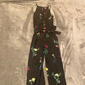 Vince Camuto Floral Black Jumpsuit xs